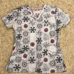 Women’s scrub top